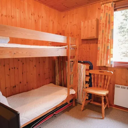 בית נופש Three-bedroom Holiday In Logstor Løgsted