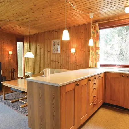 Hébergement de vacances Three-bedroom Holiday In Logstor *